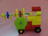 «Я б в конструкторы пошел, в Детском саде меня этому научат!»